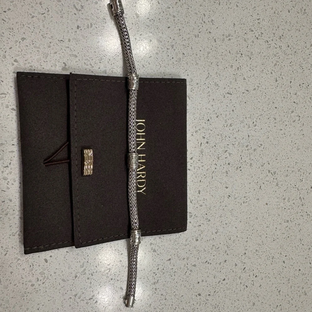 John Hardy Link Bracelet - Picture 2 of 4